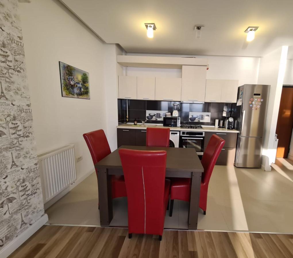 Amazing View Apartment 마마이아 외부 사진