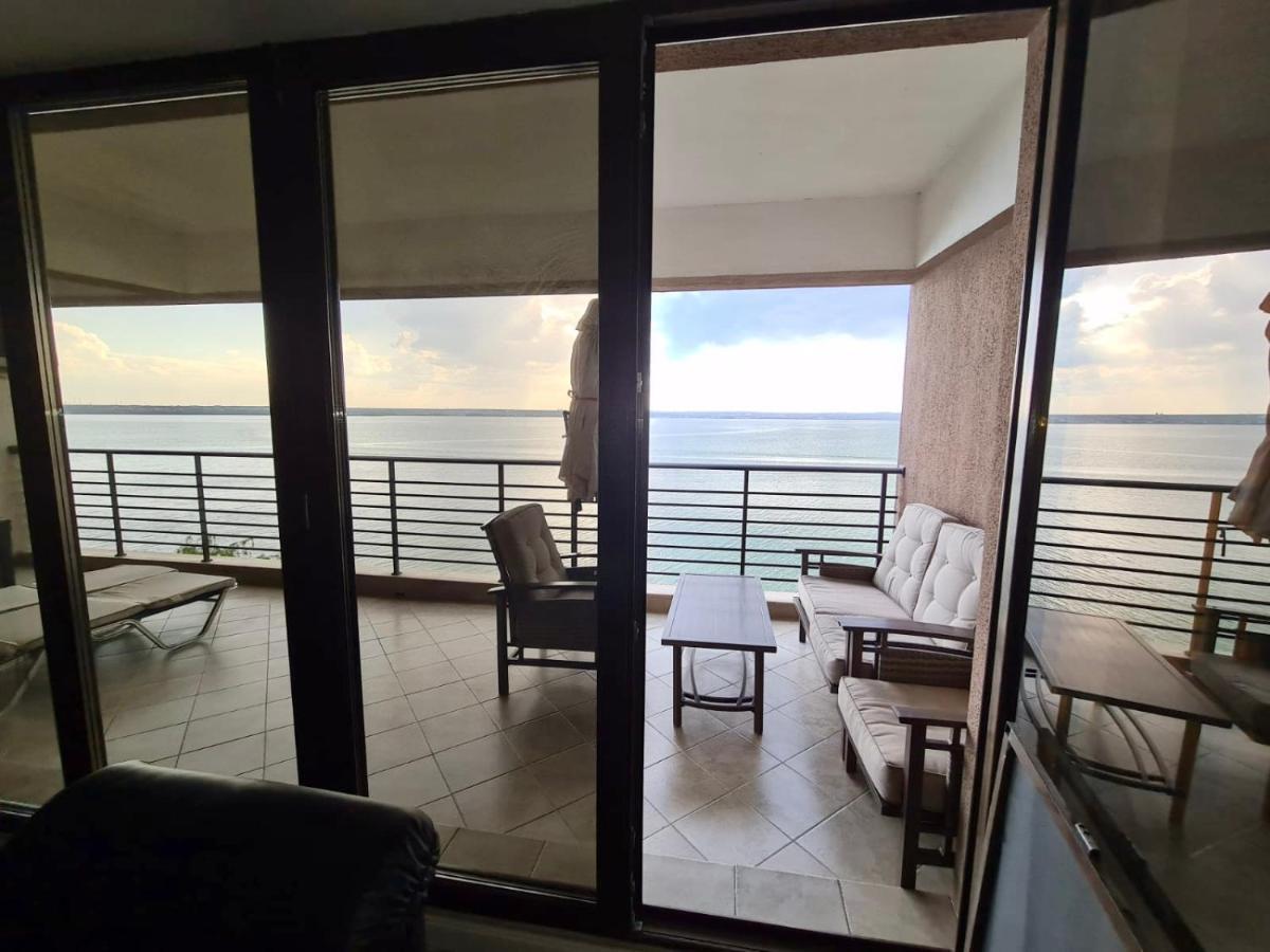 Amazing View Apartment 마마이아 외부 사진