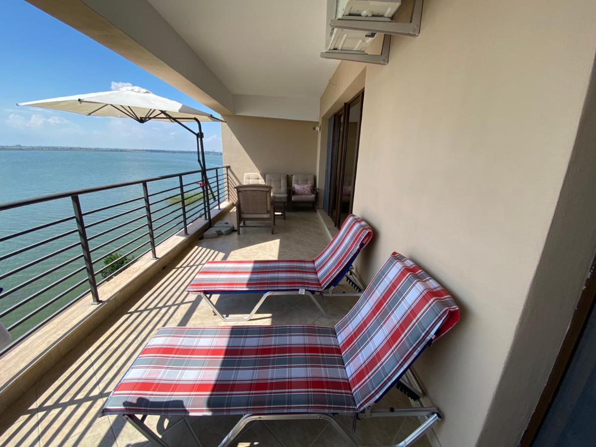 Amazing View Apartment 마마이아 외부 사진