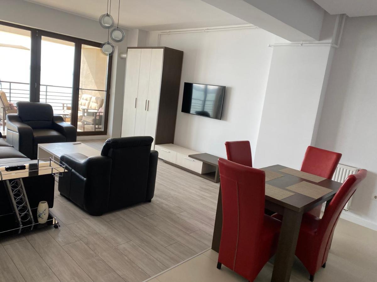 Amazing View Apartment 마마이아 외부 사진